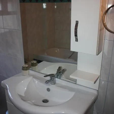 Santa Quaranta View Apartment *