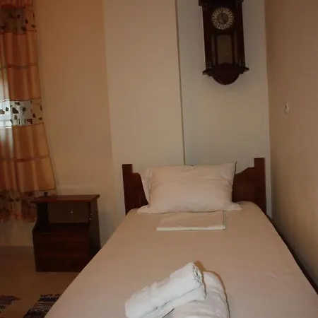 Santa Quaranta View *